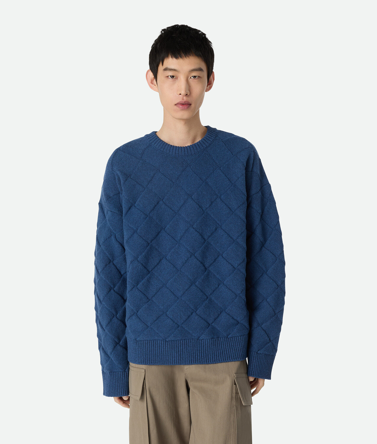 Intrecciato wool sweater BOTTEGA VENETA, круизная коллекция
Intrecciato wool sweater BOTTEGA VENETA, круизная коллекция