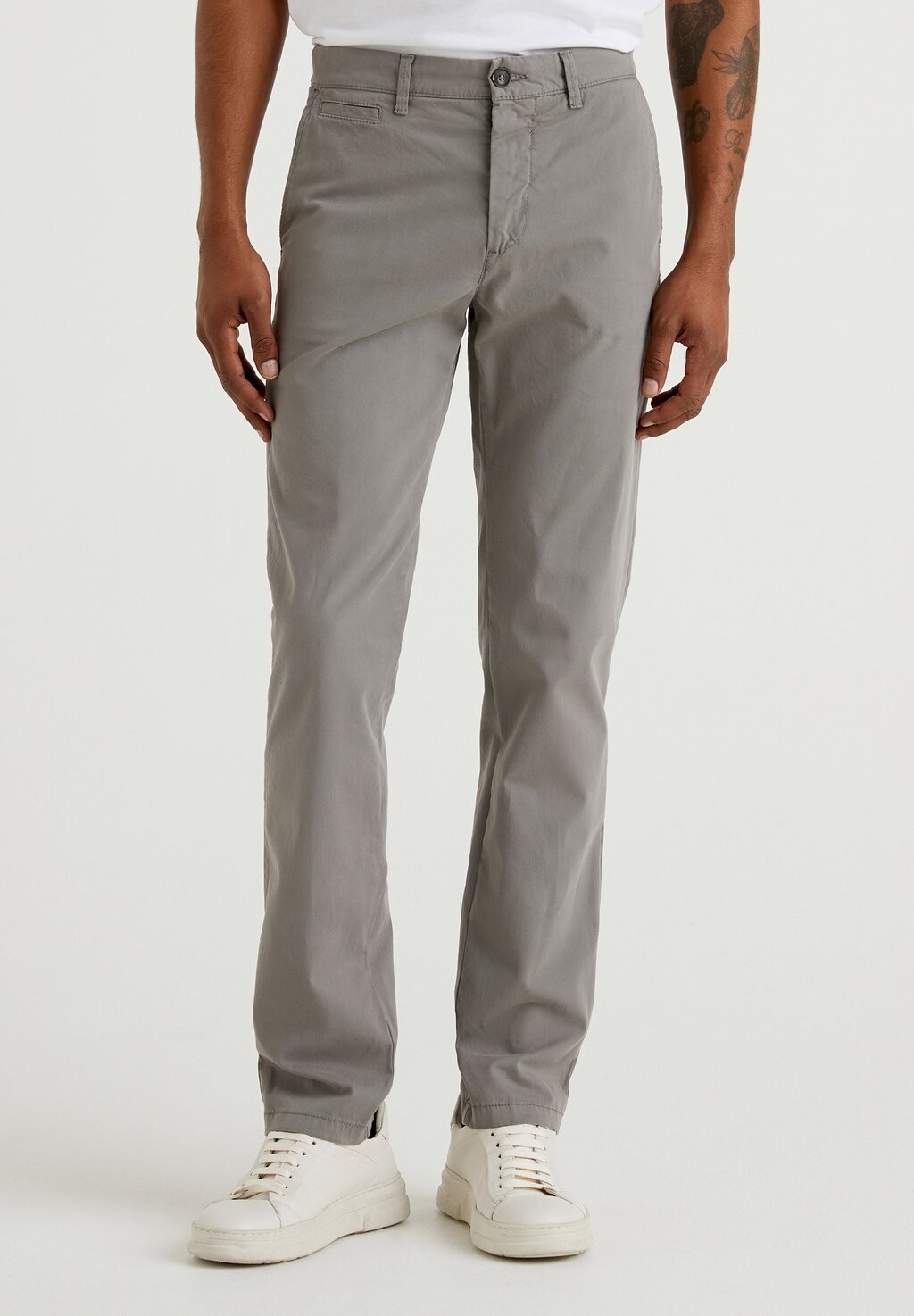 Чино United Colors of Benetton, цвет grey
Чино United Colors of Benetton, цвет grey