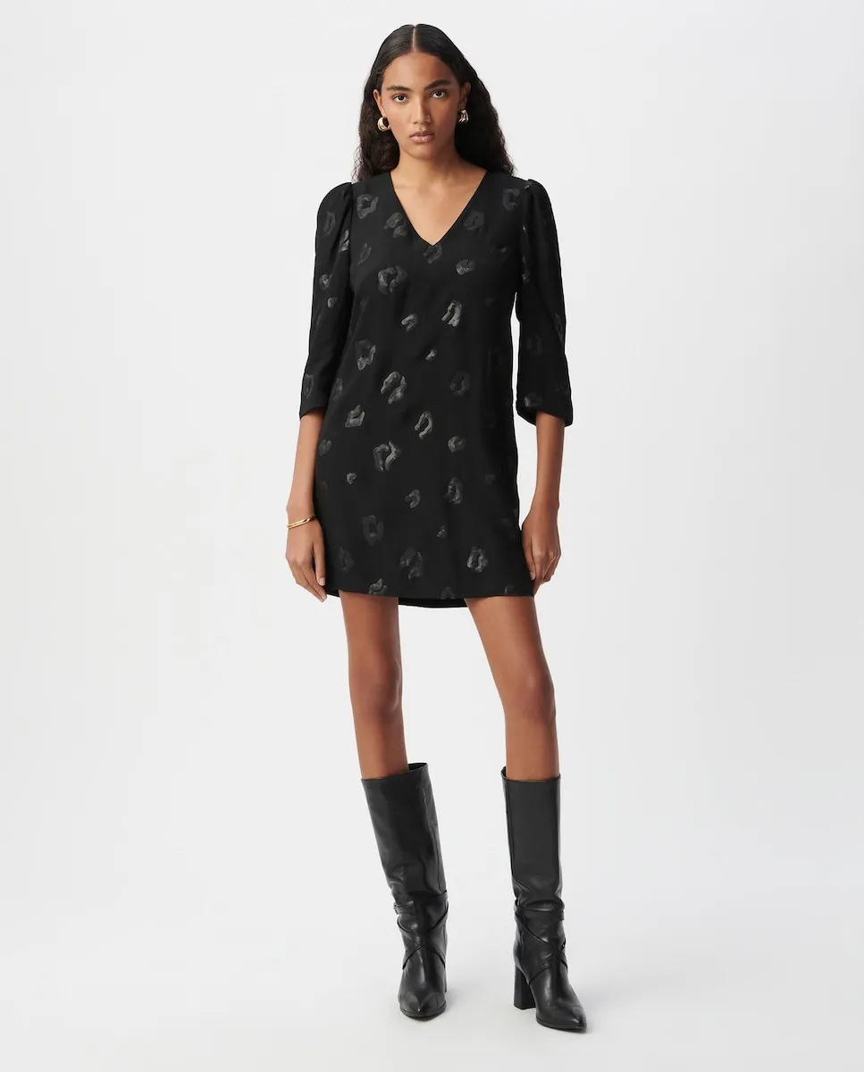 Короткое платье с V-образным вырезом Ikks, черный
Короткое платье с V-образным вырезом Ikks, черный