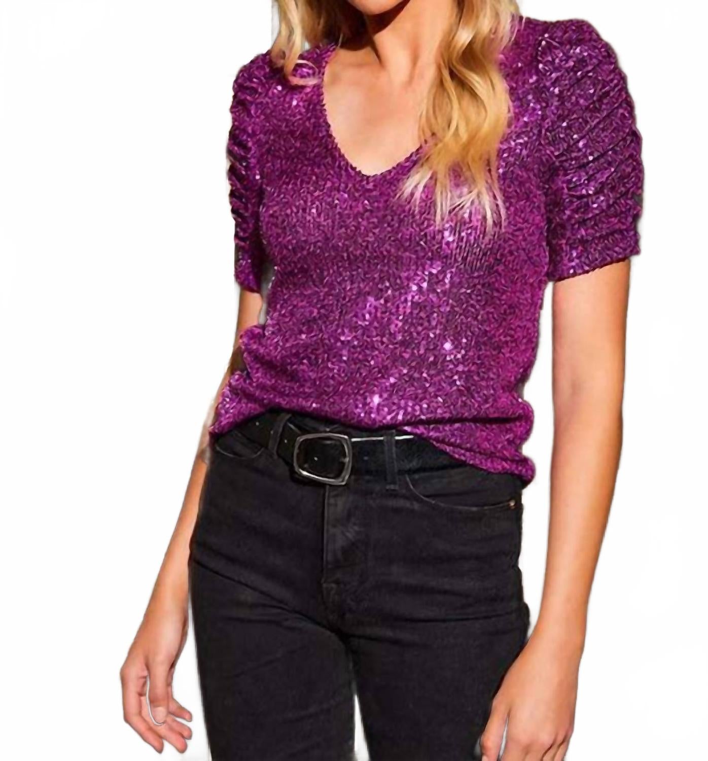 Топ с пайетками и пышными рукавами в цвете магента Fifteen Twenty, Magenta
Топ с пайетками и пышными рукавами в цвете магента Fifteen Twenty, Magenta