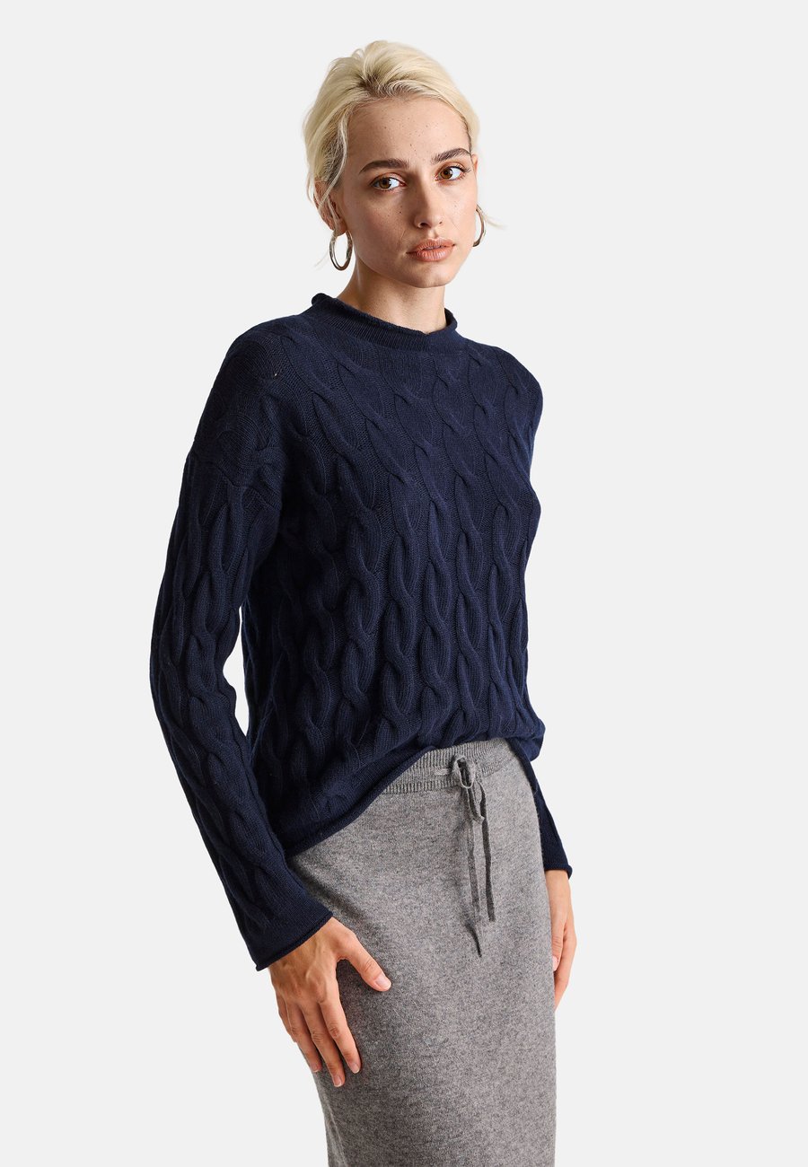 Джемпер United Colors of Benetton CABLE, Blue
Джемпер United Colors of Benetton CABLE, Blue