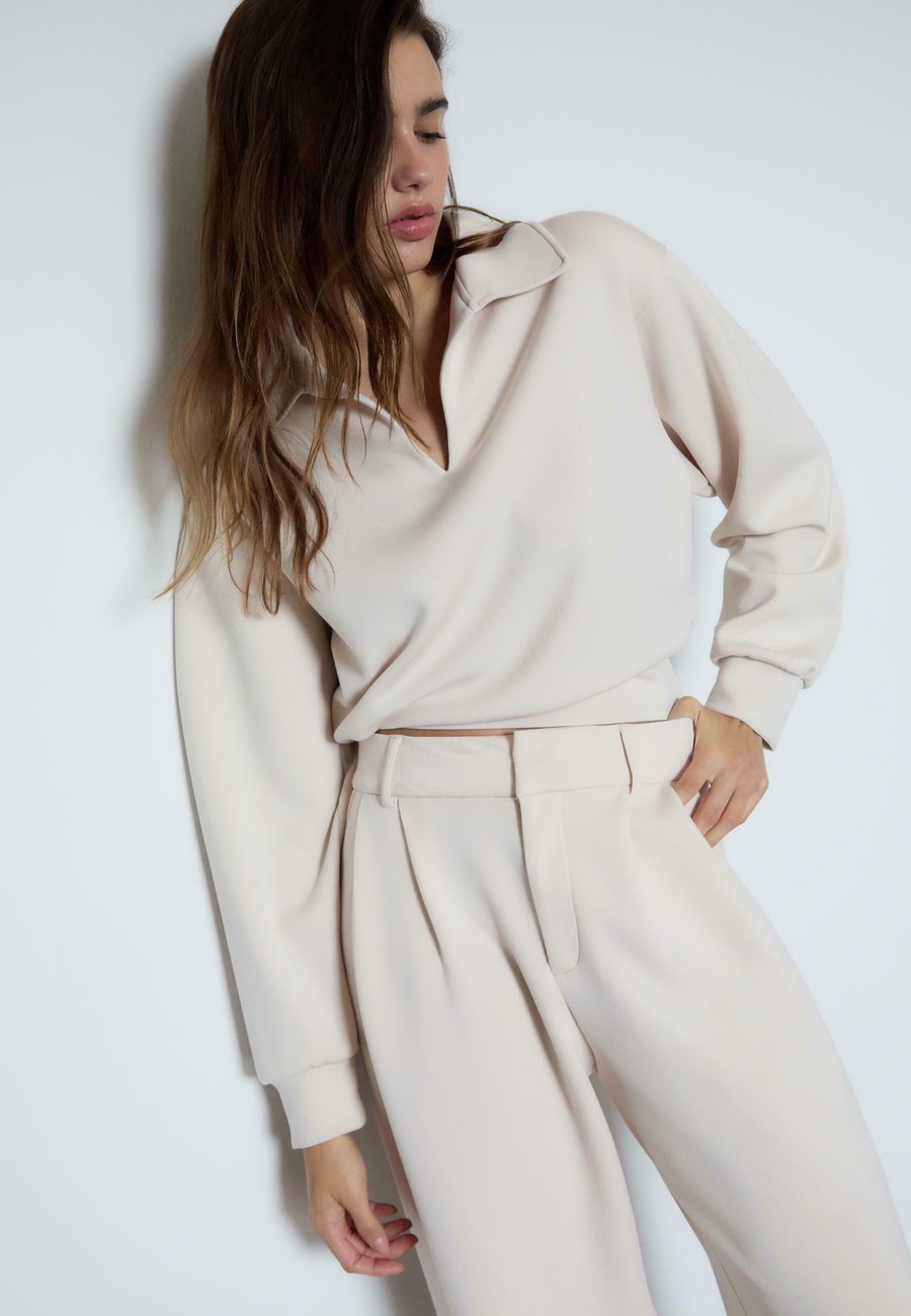 Поло Stradivarius Polo shirt, Stone
Поло Stradivarius Polo shirt, Stone