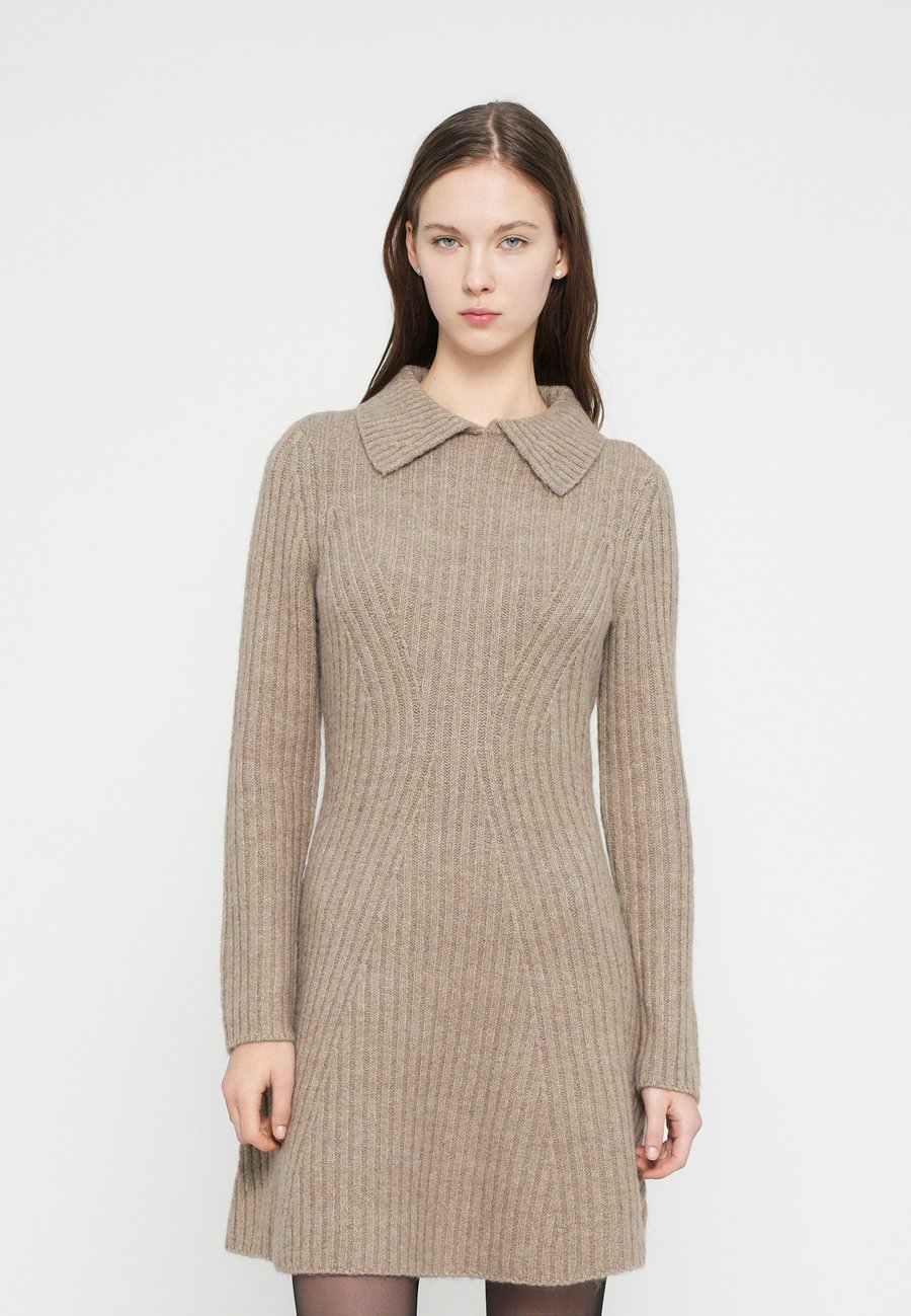 Платье YAS YASMOLLY DRESS , Fungi Melange/Light Brown
Платье YAS YASMOLLY DRESS , Fungi Melange/Light Brown