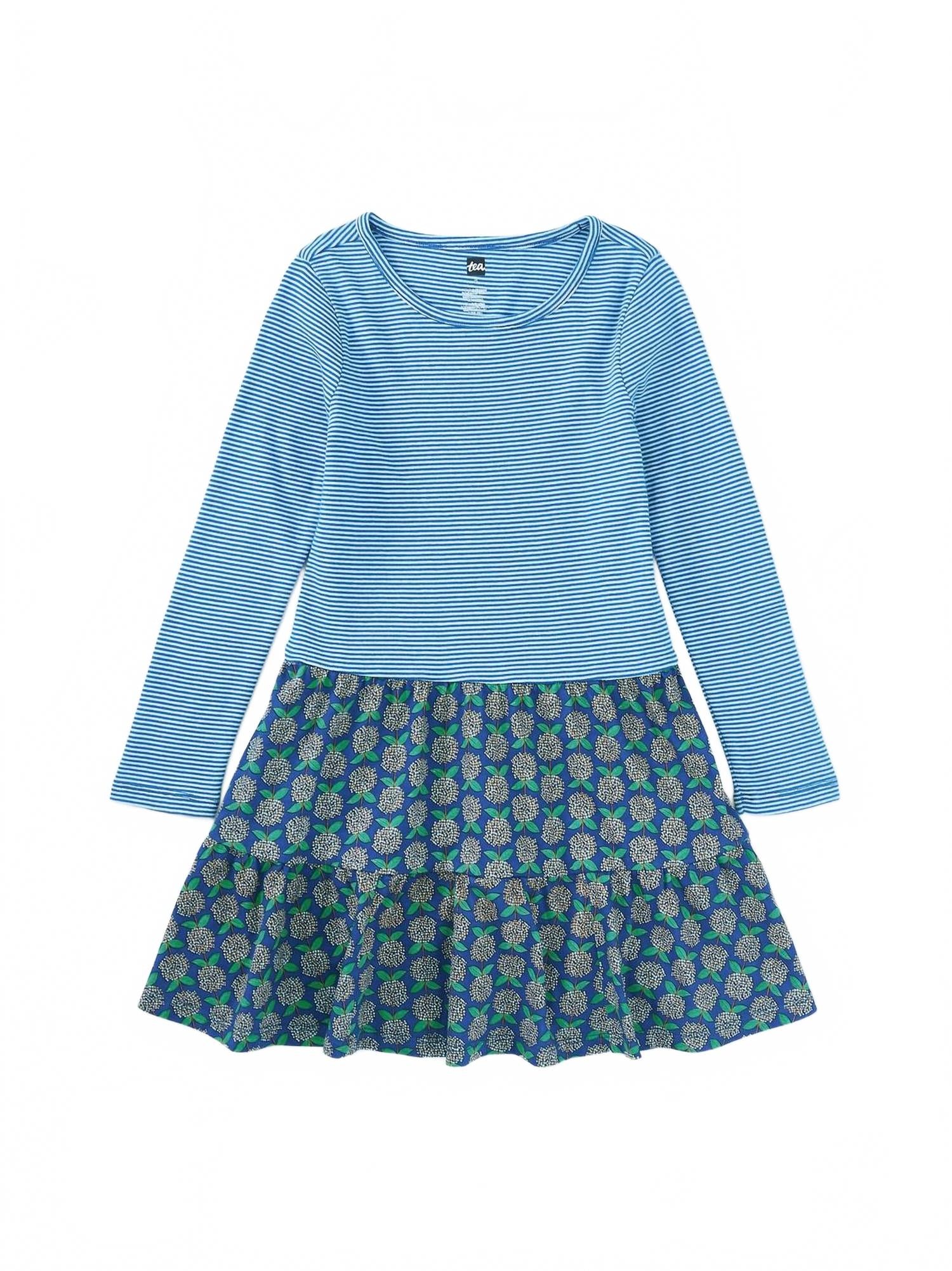 Платье для девочки с многоярусной юбкой и завитками, украшенное гортензиями Tea Collection, Hydrangeas
Платье для девочки с многоярусной юбкой и завитками, украшенное гортензиями Tea Collection, Hydrangeas