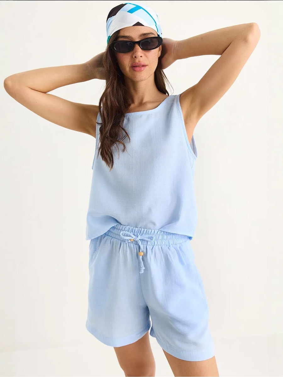 Брючный костюм Bianco Lucci, небесно-голубой
Брючный костюм Bianco Lucci, небесно-голубой