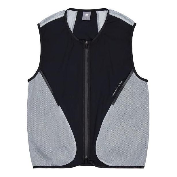 Жилет New Balance Vest With Mesh Pocket 'Black'
Жилет New Balance Vest With Mesh Pocket 'Black'