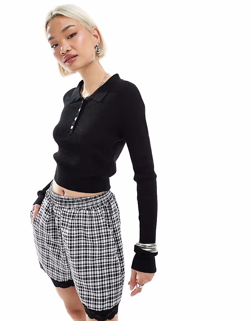 Гламурный трикотажный топ-поло с длинными рукавами черного цвета Glamorous
Гламурный трикотажный топ-поло с длинными рукавами черного цвета Glamorous