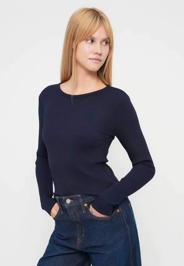 Футболка с длинными рукавами и круглым вырезом Gap, Navy Uniform, Синий, Футболка с длинными рукавами и круглым вырезом Gap, Navy Uniform
Футболка с длинными рукавами и круглым вырезом Gap, Navy Uniform, Синий, Футболка с длинными рукавами и круглым вырезом Gap, Navy Uniform