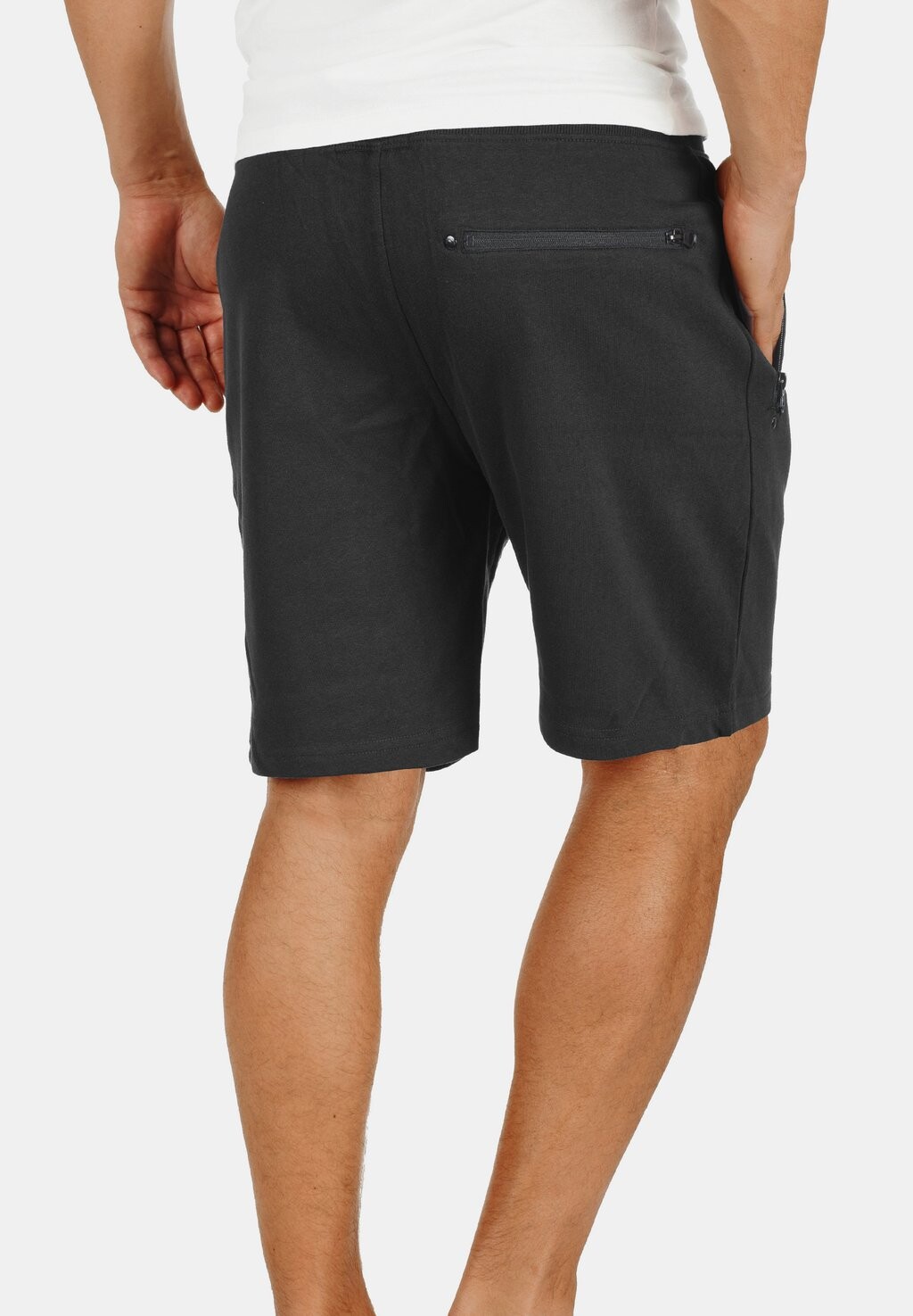 Шорты Sdtaras Solid, черные
Шорты Sdtaras Solid, черные