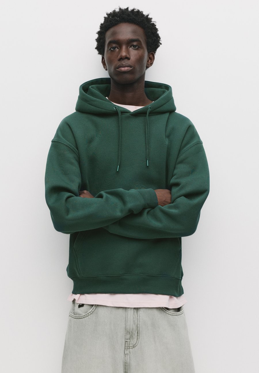 Худи PULL&BEAR Hoodie, Dark Green
Худи PULL&BEAR Hoodie, Dark Green