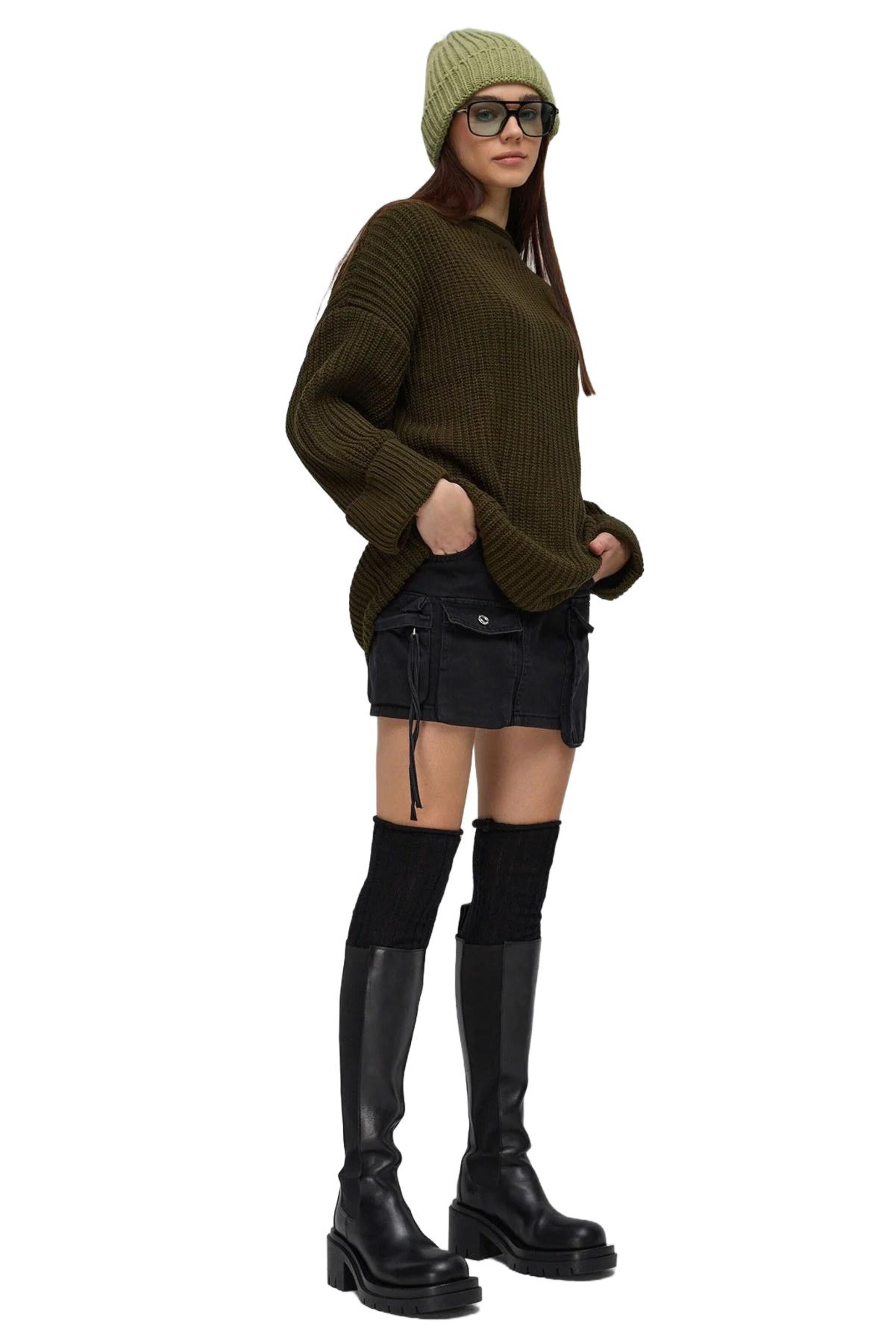 No Matter What Свитер в темно-зеленом цвете
No Matter What Свитер в темно-зеленом цвете