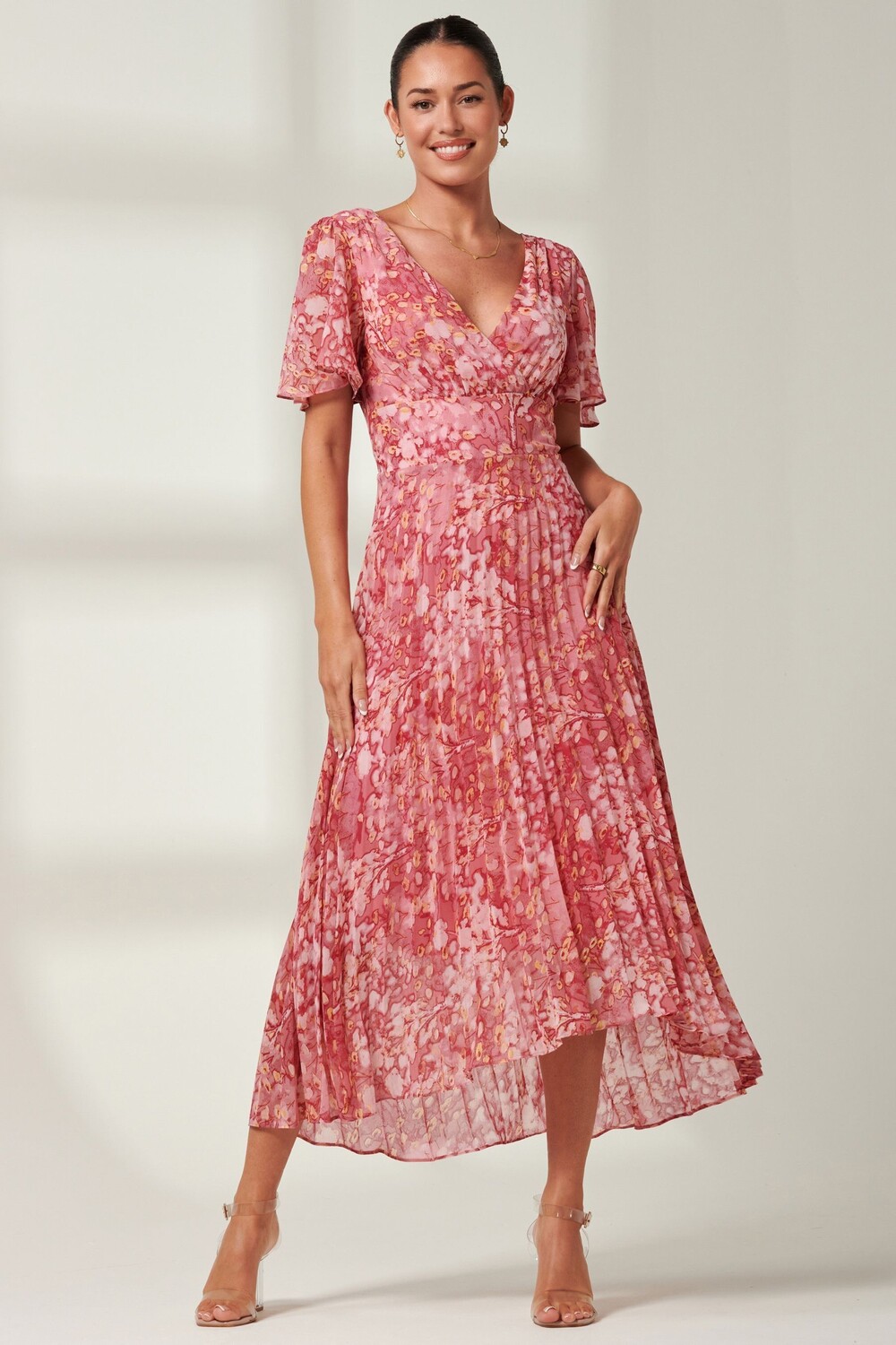 Плиссированное шифоновое платье макси Olenna с рукавами-ангелками Jolie Moi, красный
Плиссированное шифоновое платье макси Olenna с рукавами-ангелками Jolie Moi, красный