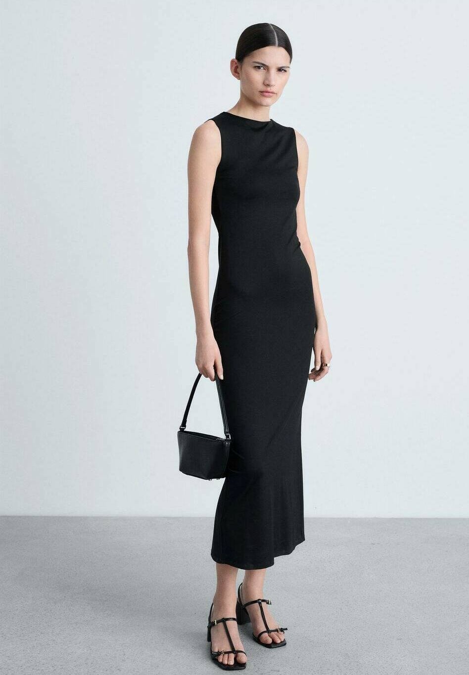 Повседневное платье LUISA Mango, черный
Повседневное платье LUISA Mango, черный