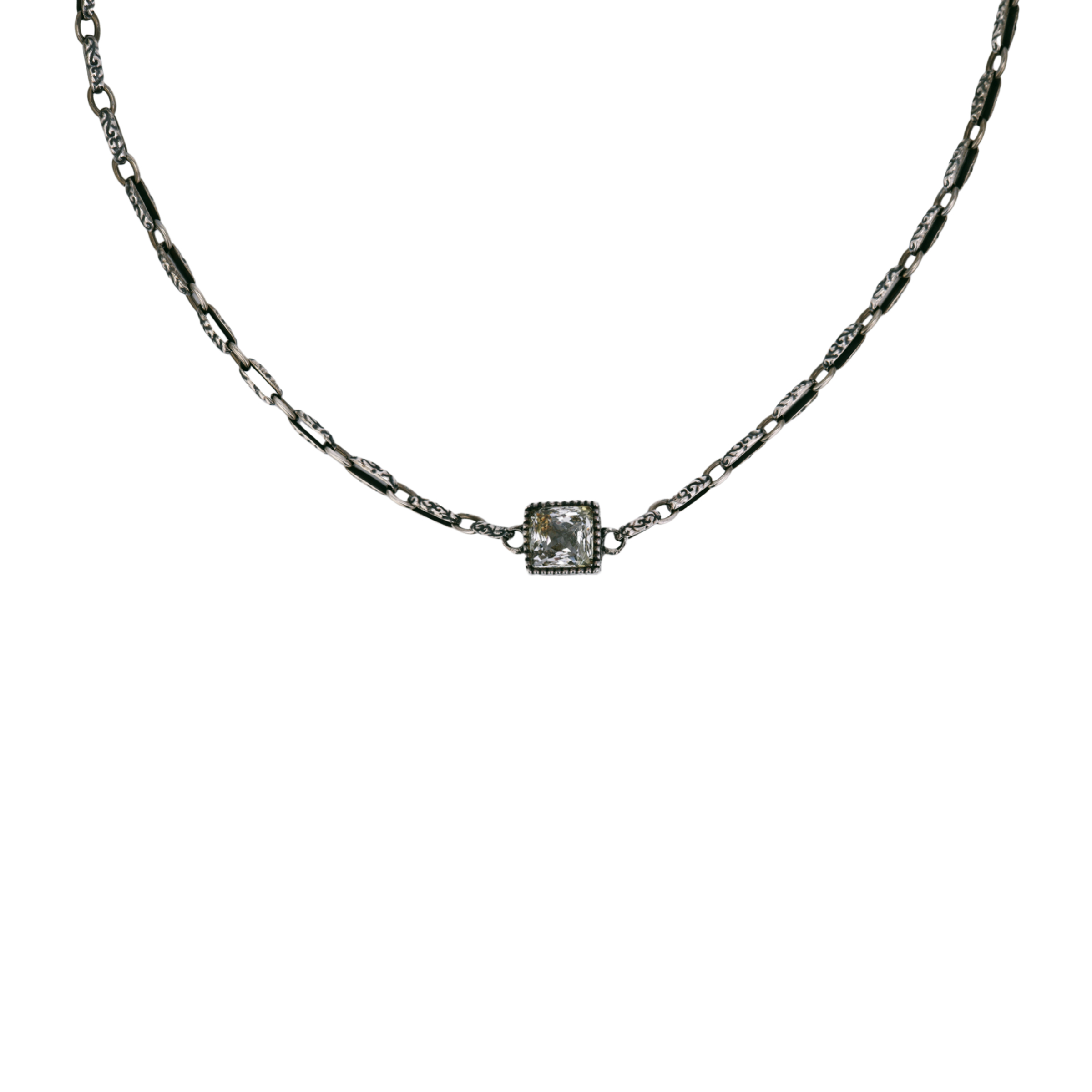 GUCCI Серебряное ожерелье Sterling Silver с синтетическими кристаллами, унисекс, серебристое
GUCCI Серебряное ожерелье Sterling Silver с синтетическими кристаллами, унисекс, серебристое