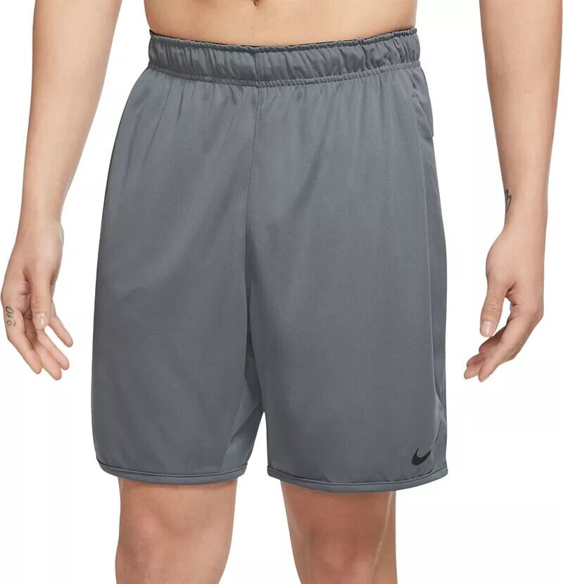 Мужские шорты Nike Dri-FIT Totality 7 дюймов без подкладки
Мужские шорты Nike Dri-FIT Totality 7 дюймов без подкладки