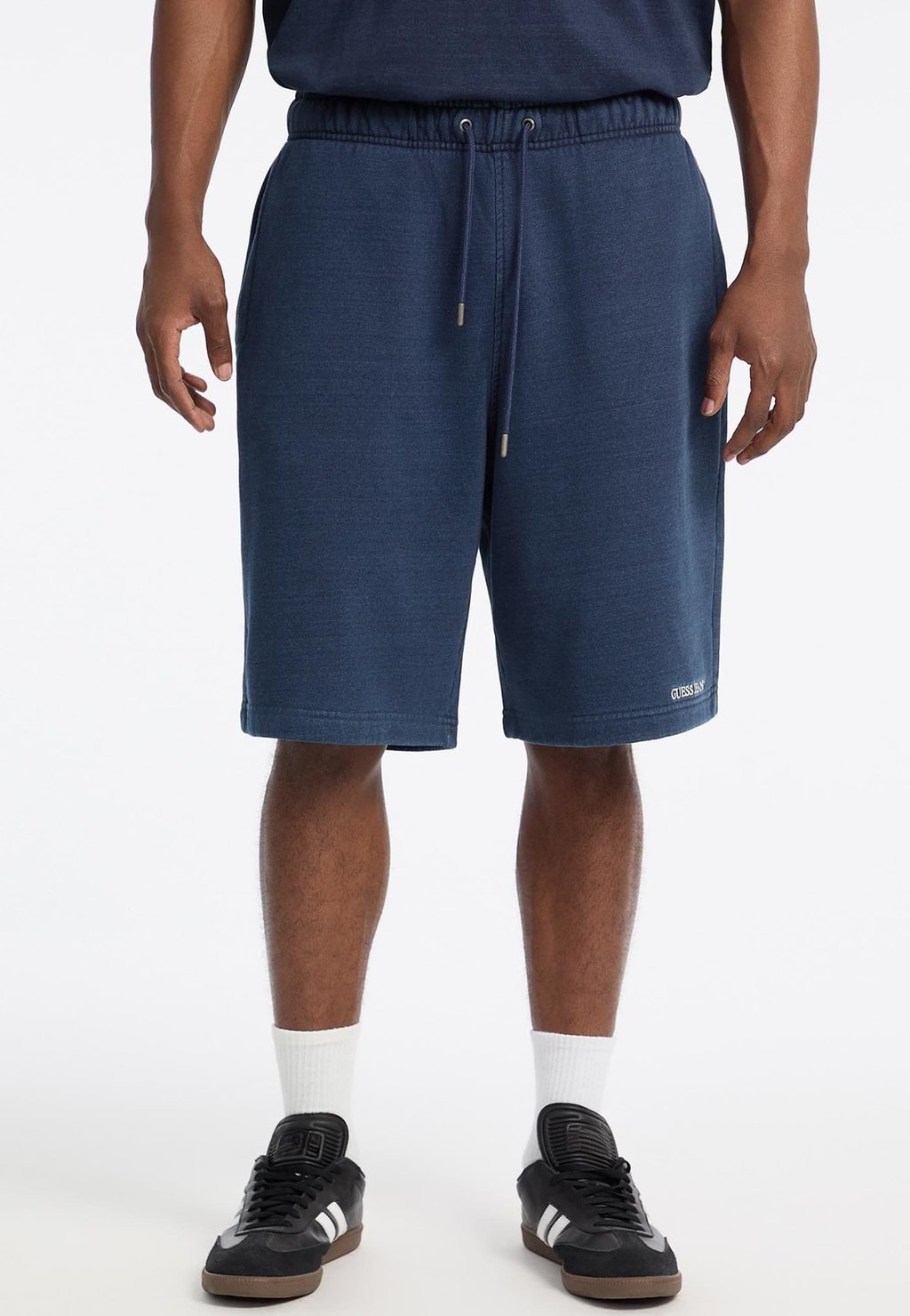 Шорты LOGOSTICKEREI - Tracksuit bottoms Guess Jeans, синий
Шорты LOGOSTICKEREI - Tracksuit bottoms Guess Jeans, синий