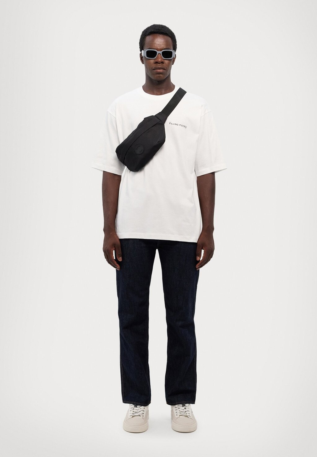 Базовая футболка BOXY Filling Pieces, белый
Базовая футболка BOXY Filling Pieces, белый