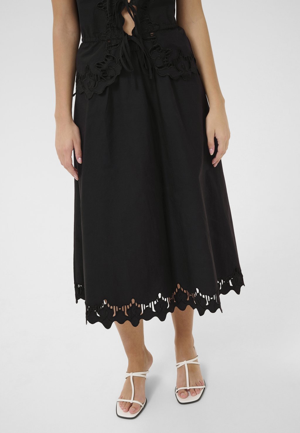 Юбка макси Karen by Simonsen, черный
Юбка макси Karen by Simonsen, черный