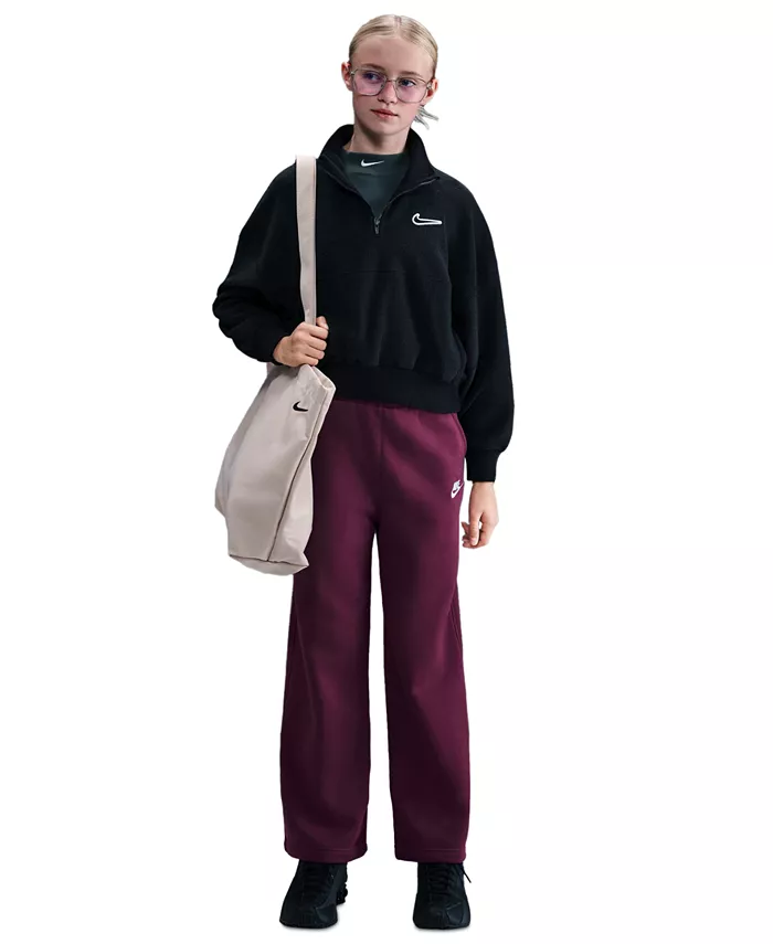 Большие размеры спортивная одежда Club Fleece широкие брюки Nike, фиолетовый
Большие размеры спортивная одежда Club Fleece широкие брюки Nike, фиолетовый