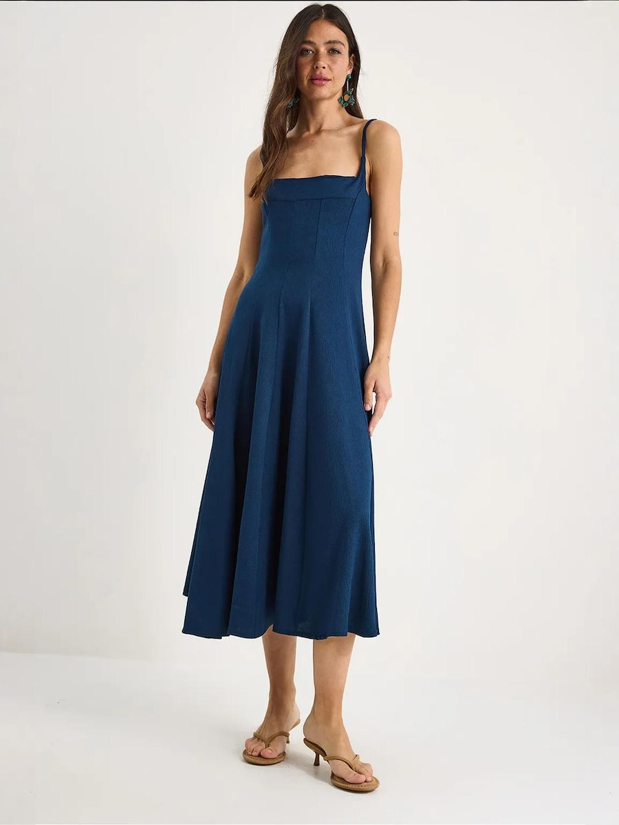 Платье Bianco Lucci, темно-синий
Платье Bianco Lucci, темно-синий