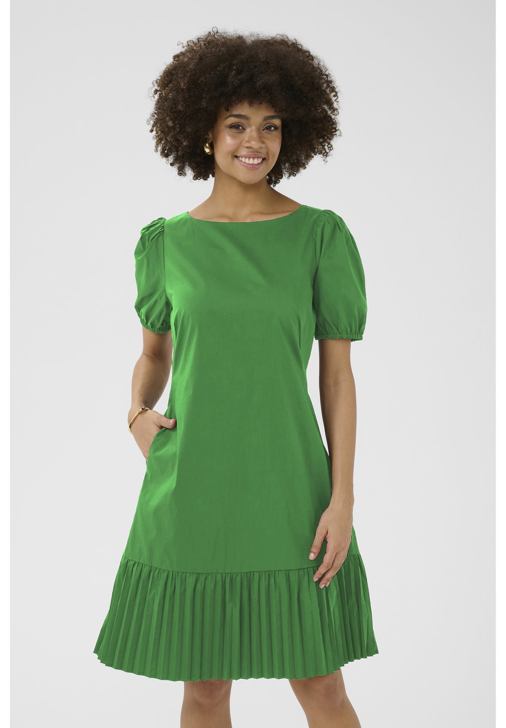 Повседневное платье BISTA ANTOINETT Culture, зеленый
Повседневное платье BISTA ANTOINETT Culture, зеленый