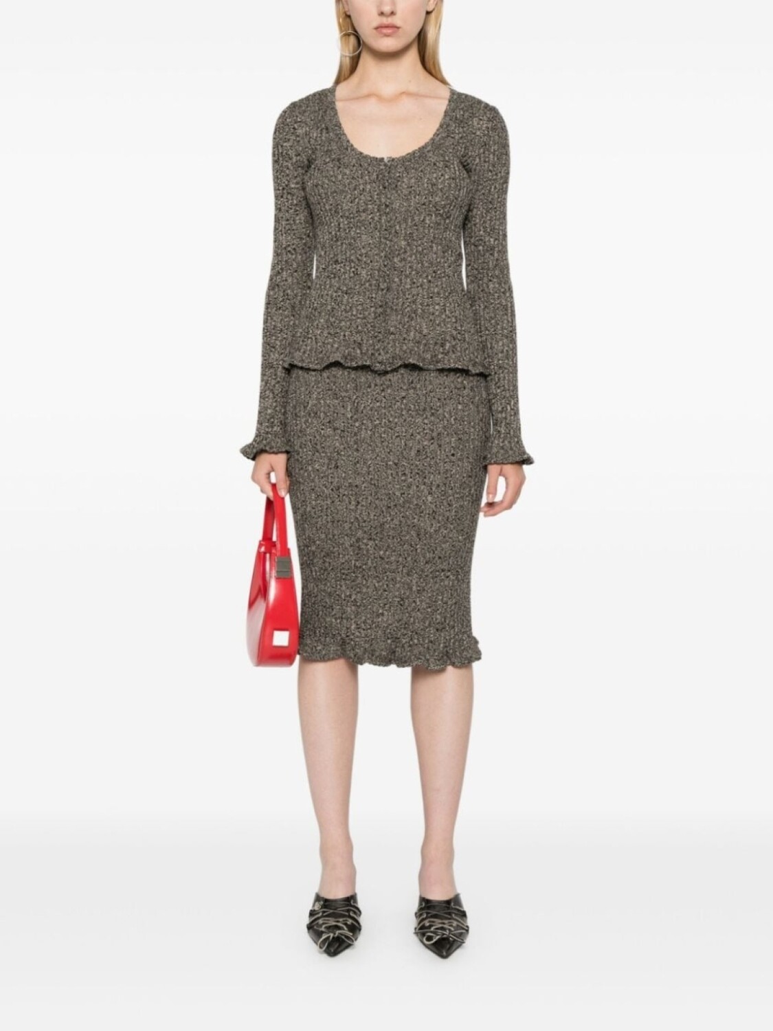 Blumarine меланжевый жакет в рубчик с оборками, нейтральный цвет
Blumarine меланжевый жакет в рубчик с оборками, нейтральный цвет