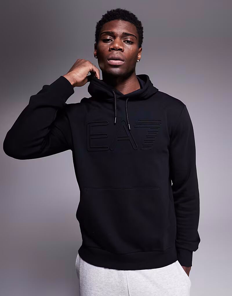 Толстовка с капюшоном Armani EA7 с тисненым центральным логотипом черного цвета
Толстовка с капюшоном Armani EA7 с тисненым центральным логотипом черного цвета
