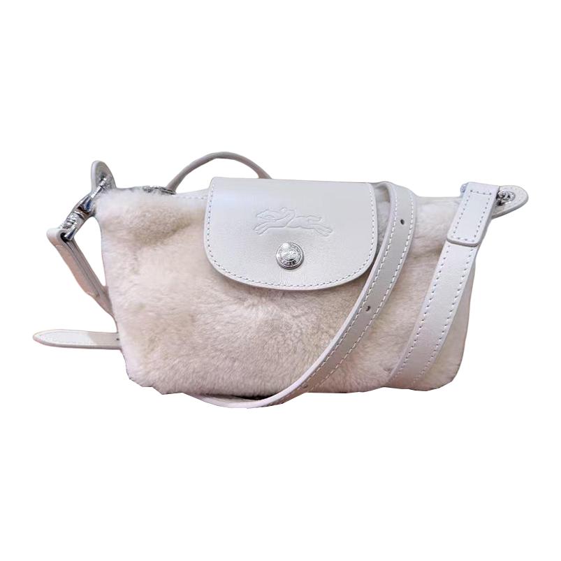 Мини-сумка Le Pliage Xtra Xs из овчины Longchamp, basic set (bag)
Мини-сумка Le Pliage Xtra Xs из овчины Longchamp, basic set (bag)