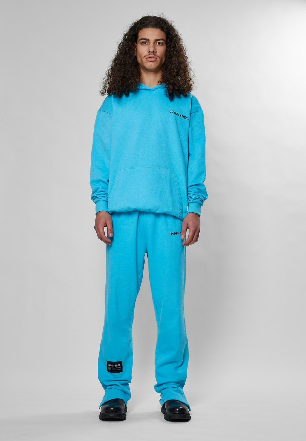 Толстовка с капюшоном WHEN WE MEET 9N1M SENSE, синий
Толстовка с капюшоном WHEN WE MEET 9N1M SENSE, синий