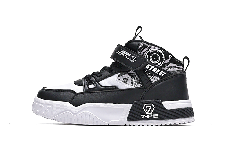 Высокие детские скейтбординговые кроссовки Kids' 7-PE, черно-белые
Высокие детские скейтбординговые кроссовки Kids' 7-PE, черно-белые