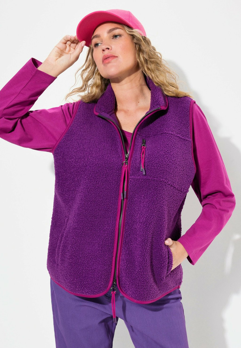 Жилет Ulla Popken, фиолетовый
Жилет Ulla Popken, фиолетовый