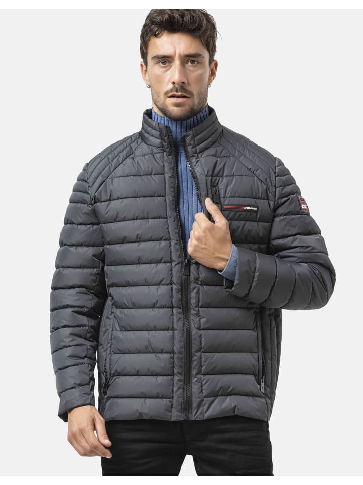 Зимняя куртка CM225 в цвете АНТРАЦИТ Cipo & Baxx
Зимняя куртка CM225 в цвете АНТРАЦИТ Cipo & Baxx