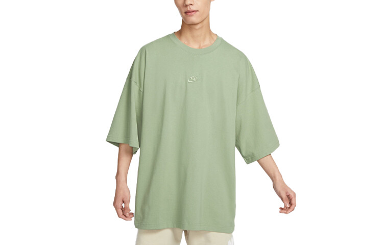 Футболка мужская Oil Green/Oil Green Nike, зеленый
Футболка мужская Oil Green/Oil Green Nike, зеленый