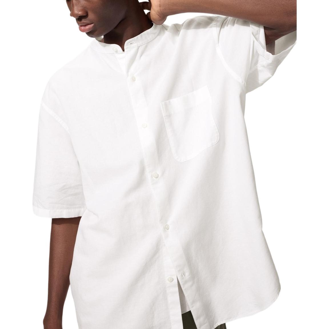 UNIQLO SS26 Футболка Unisex White Stand Collar Moderate
UNIQLO SS26 Футболка Unisex White Stand Collar Moderate