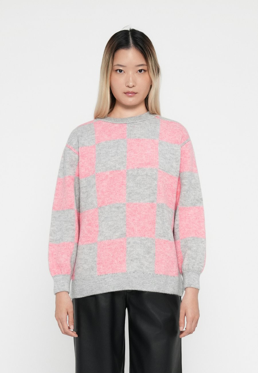 Джемпер ONLY ONLMARYLAND SQUARE O NECK, Light Grey
Джемпер ONLY ONLMARYLAND SQUARE O NECK, Light Grey