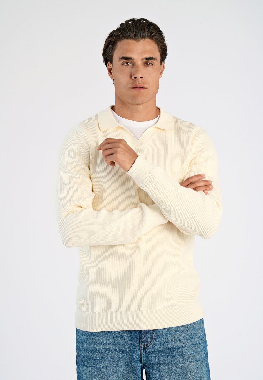 Топ Lindbergh Long sleeved top, Pearl White/Off-White
Топ Lindbergh Long sleeved top, Pearl White/Off-White