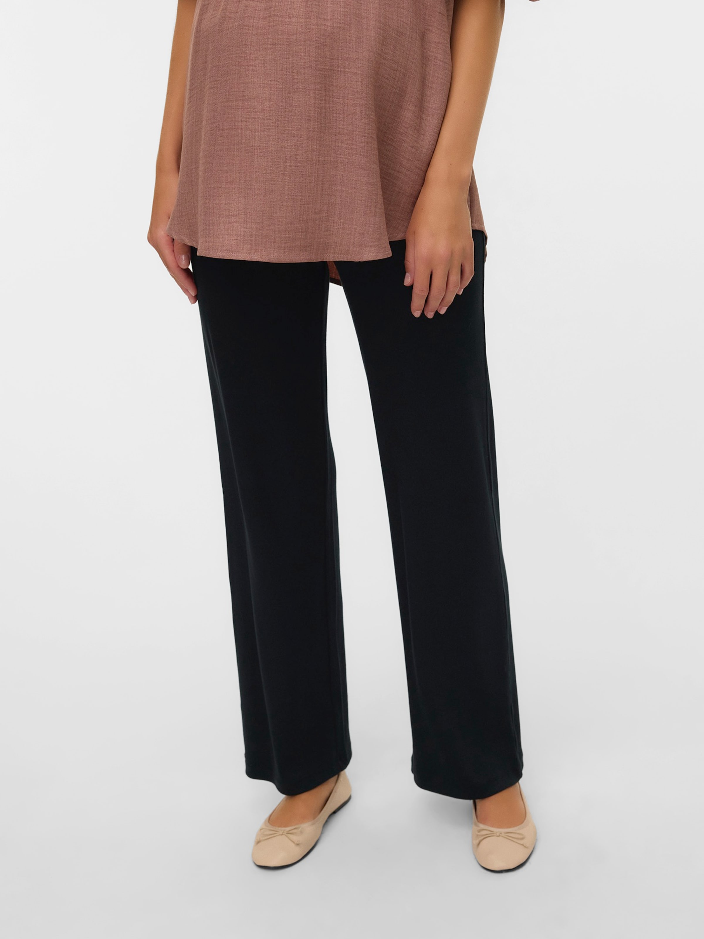 MAMALICIOUS Широкие брюки в черном цвете
MAMALICIOUS Широкие брюки в черном цвете