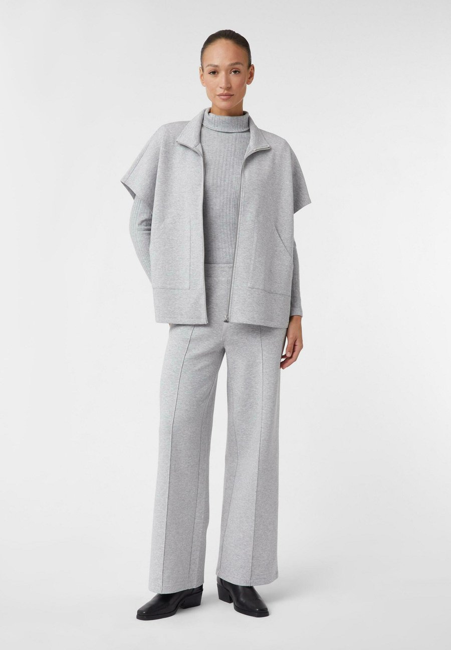 Брюки comma Trousers, Steingrau/Grey
Брюки comma Trousers, Steingrau/Grey
