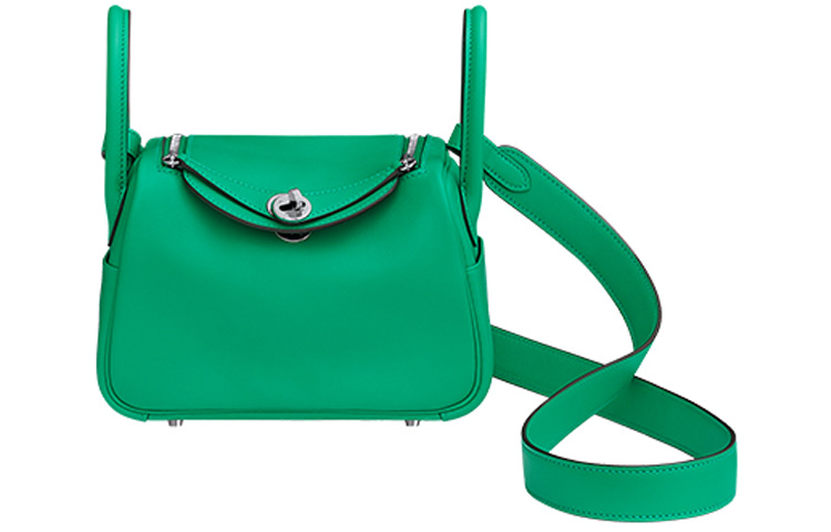 HERMES Сумка Линди Свифт кожаная через плечо женская мятно-зеленая
HERMES Сумка Линди Свифт кожаная через плечо женская мятно-зеленая