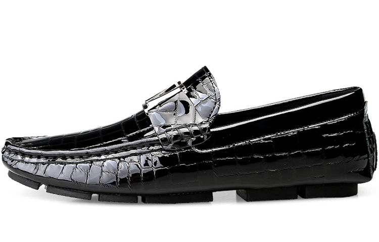 Мужские повседневные кроссовки Низкие Черный/Черный Красный DCK
Мужские повседневные кроссовки Низкие Черный/Черный Красный DCK