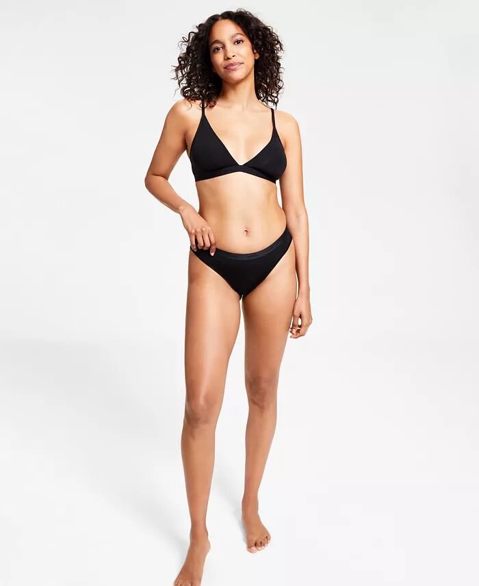 Женское нижнее белье-браслет и бикини Form To Body Triangle Calvin Klein, коричневый
Женское нижнее белье-браслет и бикини Form To Body Triangle Calvin Klein, коричневый
