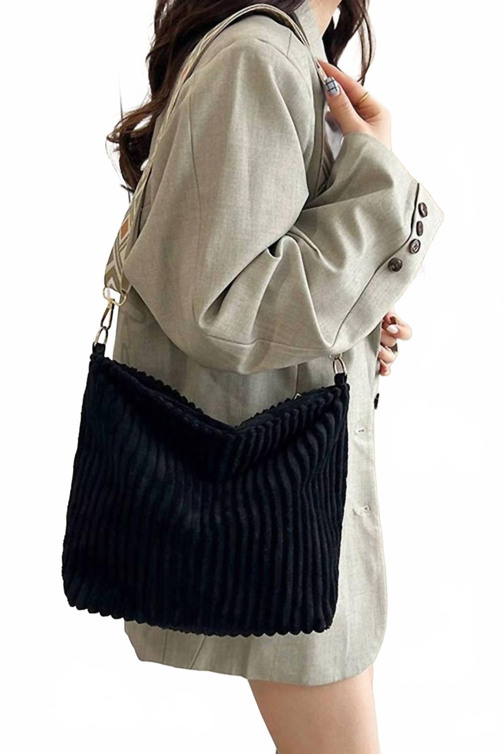 42POPS Вельветовая сумка-тоут свободного кроя с плечевым ремнем в виде гитары, черная
42POPS Вельветовая сумка-тоут свободного кроя с плечевым ремнем в виде гитары, черная