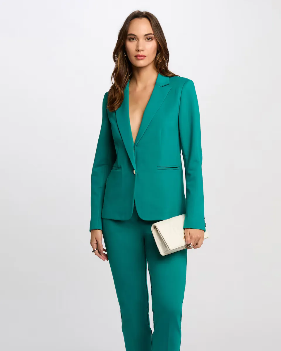 Женский блейзер с подплечниками и застежкой на пуговицы Morgan, темно-зеленый
Женский блейзер с подплечниками и застежкой на пуговицы Morgan, темно-зеленый