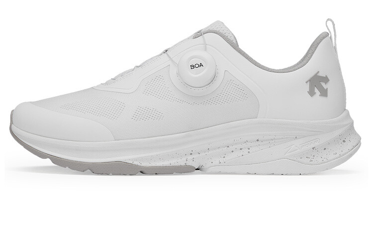 Кроссовки для бега женские с низким верхом, цвет черный/белый/мятно-зеленый Descente
Кроссовки для бега женские с низким верхом, цвет черный/белый/мятно-зеленый Descente