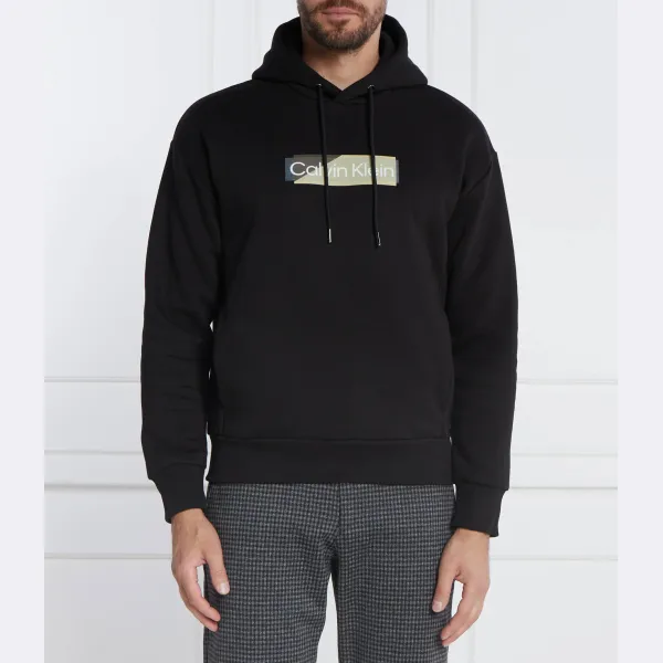 Многослойное худи обычного кроя с гелевым логотипом Calvin Klein, черный
Многослойное худи обычного кроя с гелевым логотипом Calvin Klein, черный