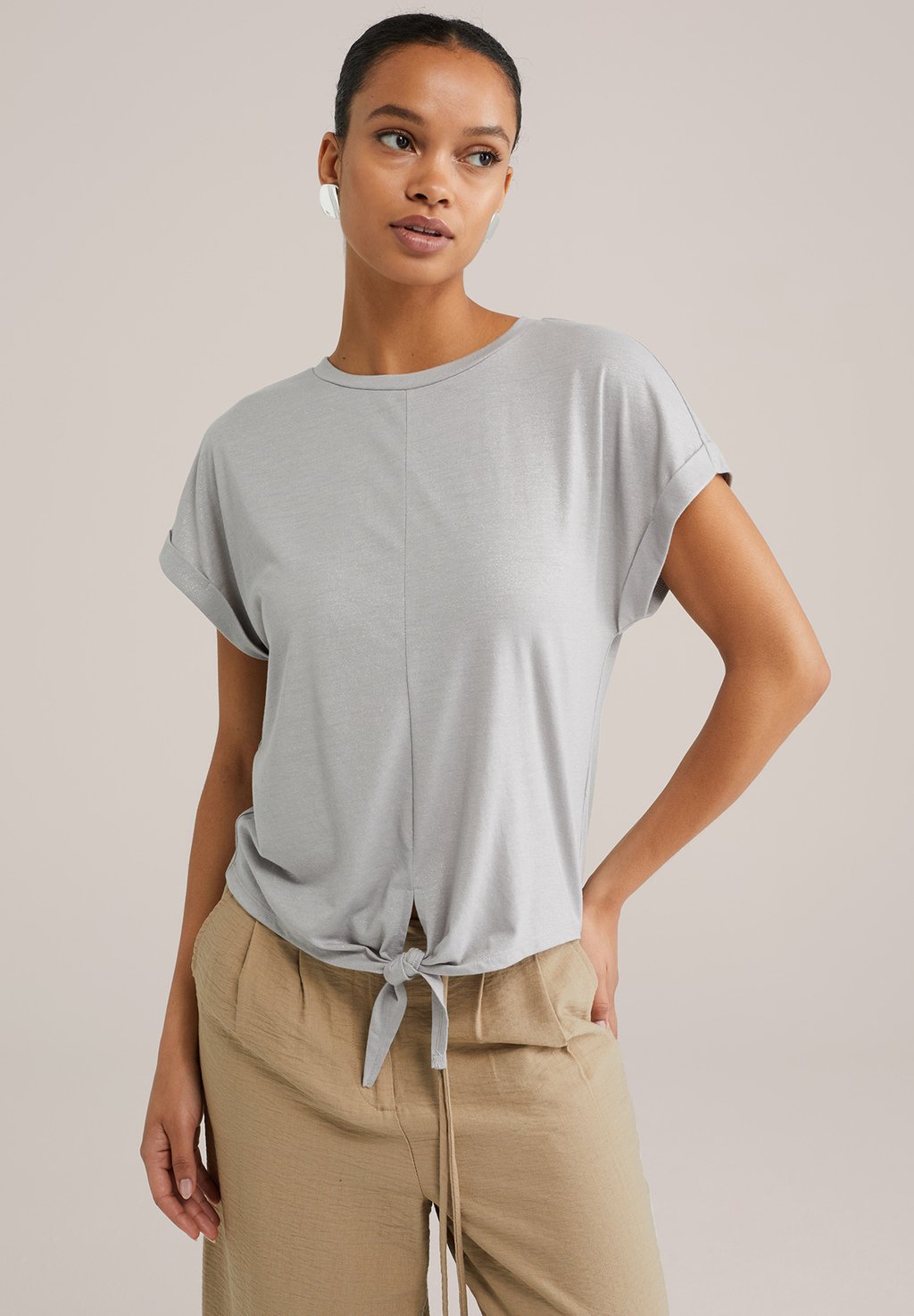 Футболка с принтом WE Fashion, светло-серый
Футболка с принтом WE Fashion, светло-серый