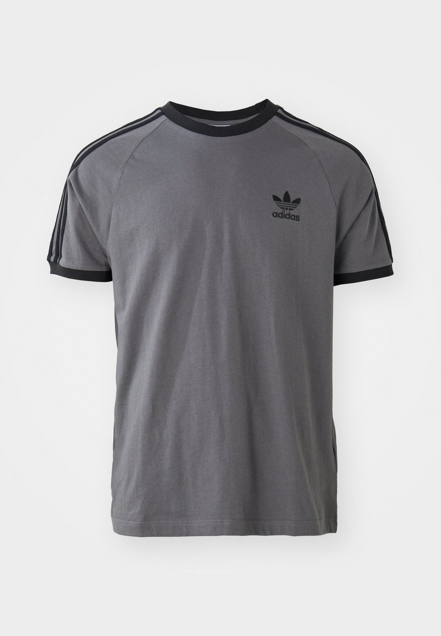 Футболка Adidas Originals STRIPES TEE, Grey Five/Black/Dark Grey
Футболка Adidas Originals STRIPES TEE, Grey Five/Black/Dark Grey
