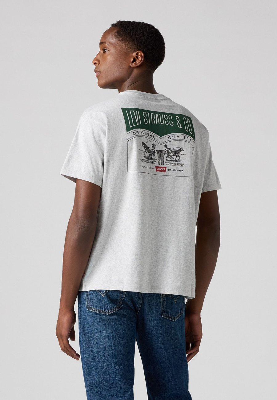 Футболка Levi's VINTAGE FIT GRAPHIC TEE, Light Heather Grey/Grey, Серый, Футболка Levi's VINTAGE FIT GRAPHIC TEE, Light Heather Grey/Grey
Футболка Levi's VINTAGE FIT GRAPHIC TEE, Light Heather Grey/Grey, Серый, Футболка Levi's VINTAGE FIT GRAPHIC TEE, Light Heather Grey/Grey