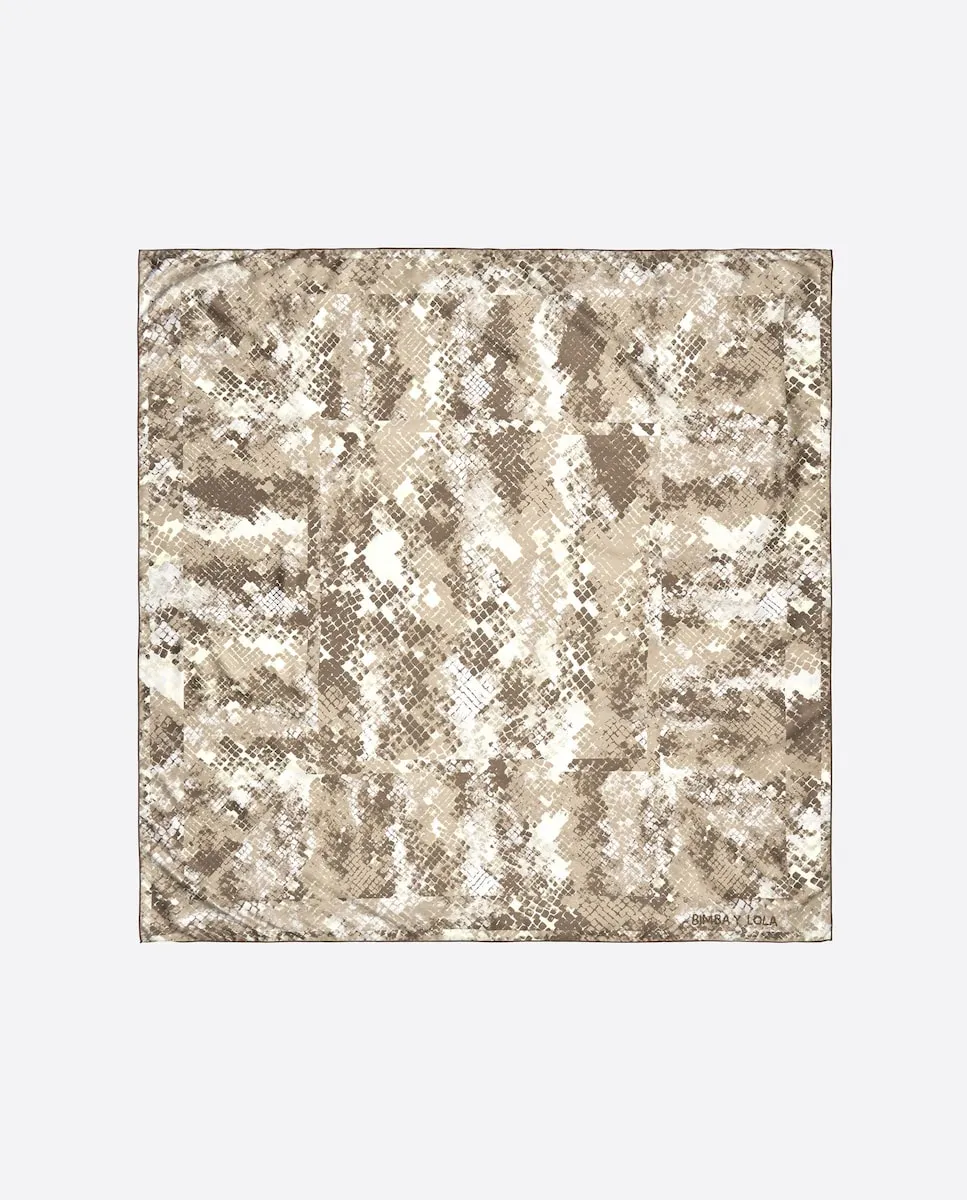 Женский платок с принтом "анимал" Bimba Y Lola, серо-коричневый
Женский платок с принтом "анимал" Bimba Y Lola, серо-коричневый