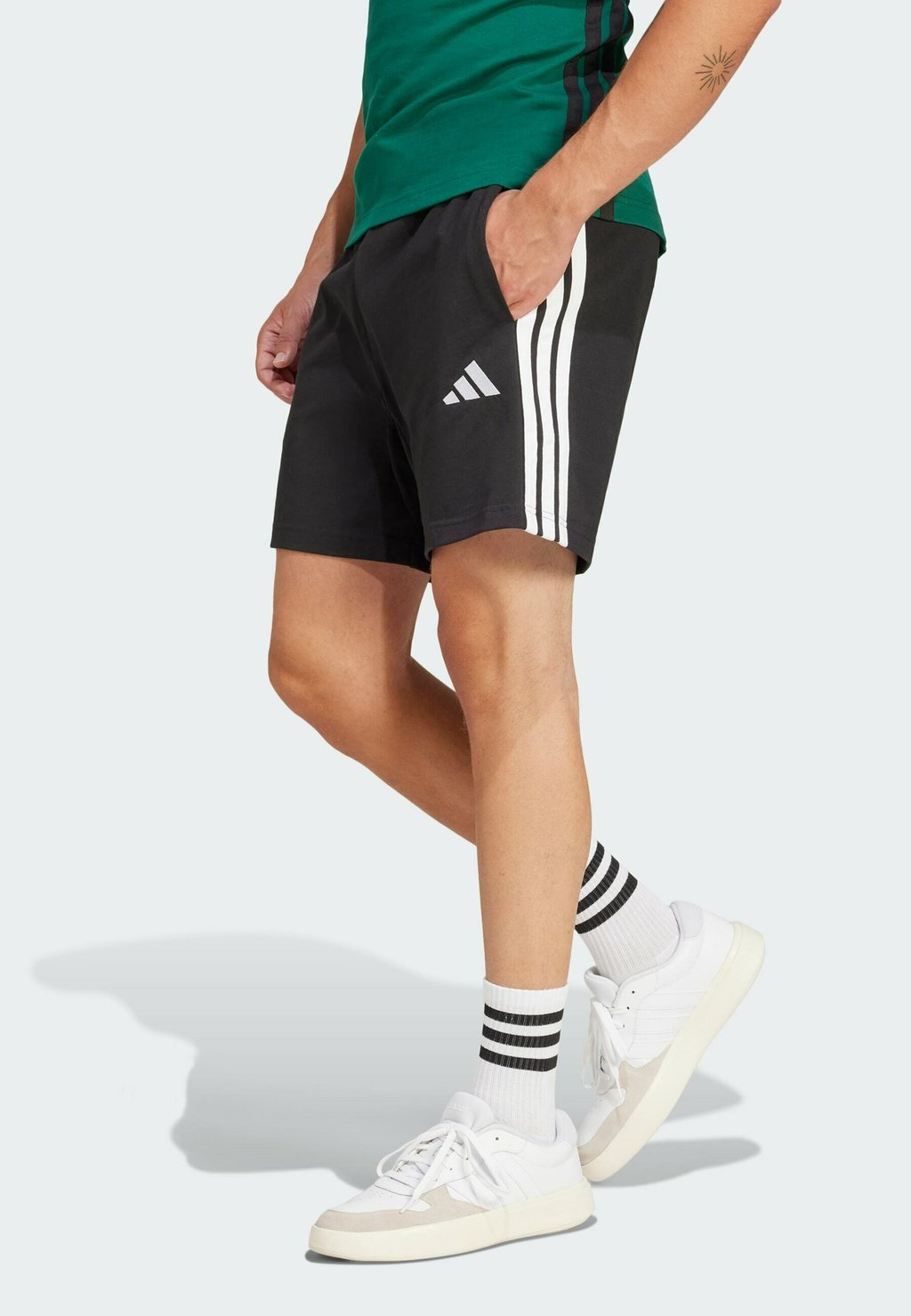 Спортивные шорты Adidas Sportswear, черный
Спортивные шорты Adidas Sportswear, черный
